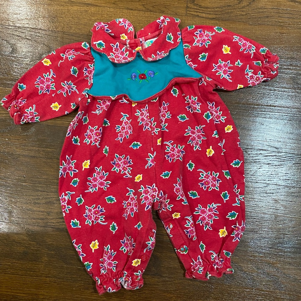 McBaby 3-6 Vintage 90s baby romper